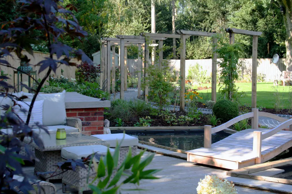Garden of curves - after the build image 4
