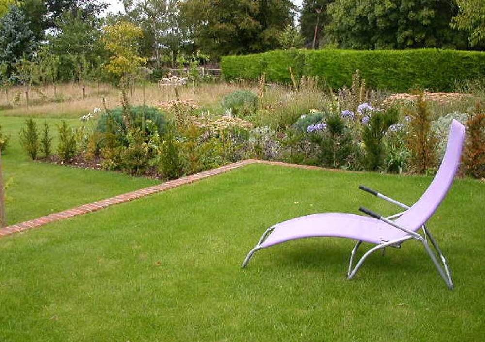 Contemporary Country Garden - seating area